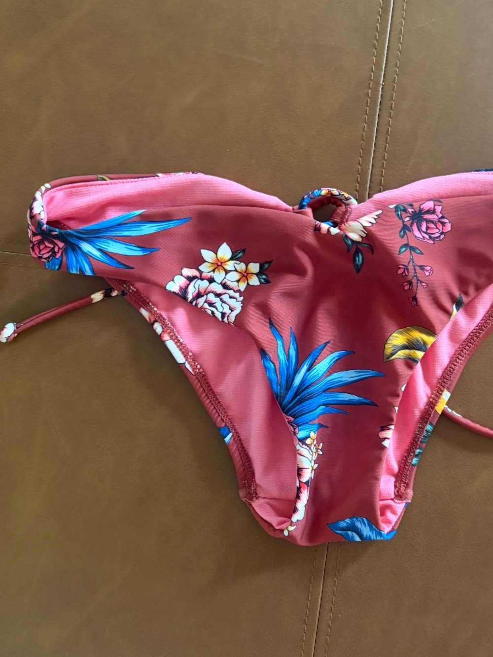 No Boundaries womens juniors floral size small 3-5 bikini bottom beach swim